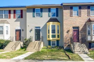 Walk to Red Jade Park Upper Marlboro Townhome - Largo - 0