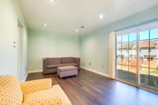 Walk to Red Jade Park Upper Marlboro Townhome - 1