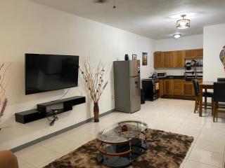 Weekendz- Cozy 2BRD Suite - 7