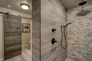 Private Hot Tub with Mountain Views, Pet Friendly, Quick Walk to Ski Area Base - 1