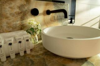 Beachfront Luxury - 9