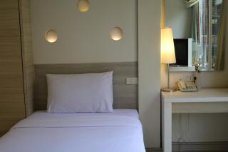 Sunshine Hotel & Residences - 8