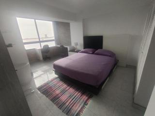 Apartamento Frente al mar ,full equipado , 2 dormitorios 2 baños ,piscina edificio Margarita Plaza apto 8 8 - 7