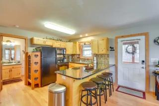 Cozy North GA Cabin 3BR3BA, Fire Pit & Game Rm - 5