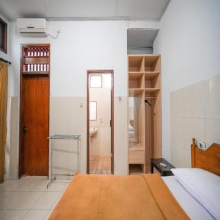 Hotel Dewata Indah Denpasar Mitra RedDoorz - Denpasar - 2