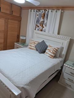 Penthouse Strong - 0