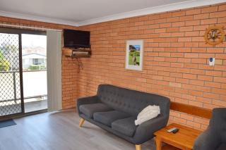 Cameo Court Unit 7 - Bring your own linen - South West Rocks - 8