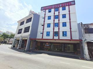 Capital O 90897 Island City Hotel - 0