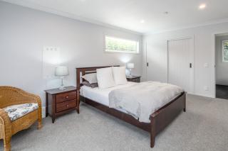 Wine Country Bach - 5