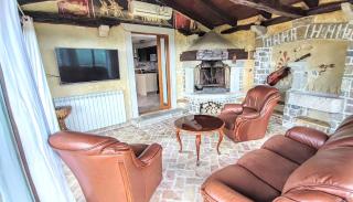 Appartman Casa Fermeglia with private jacuzzie and truffle hunting experience - Roč - 7