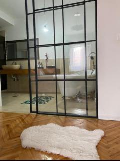 Three Bedroom Family Home with Garden - Prishtinë - 3