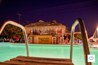 Royal Club Hotel - Aqua Poolside Bliss - Kamenitsotaíika - 4
