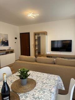 Iris home - 1