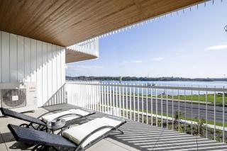 Bayfront Holiday Retreat with Parking - Batemans Bay - 7