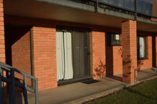 Cameo Court 2 - Bring your own linen - 9