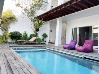 A Homey Villa in Pererenan 5 minutes to Beach - Canggu - 4