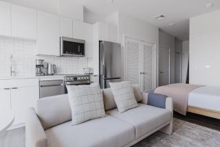 Blueground Revere gym EV charging pool wd BOS-1097 - 9