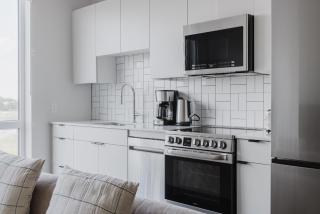 Blueground Revere gym EV charging pool wd BOS-1097 - 4