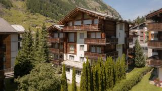 Casa Della Luce Apartments by Zermatt Premium Apartments - Zermatt - 0