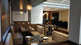 Hotel Golden Plateau - 1