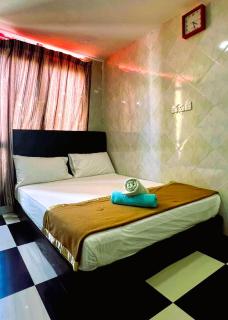 Bukit Beruntung Hotel - Rawang - 2