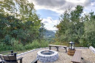Awe-inspiring Estate W Theater, Fire Pit - Pigeon Forge - 6