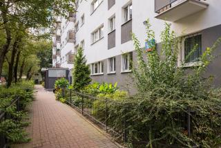 Chmielna Warsaw Downtown Apartment by BookingHost - 3