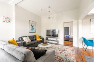 1BR Double bed Apartment in James - Hamilton - 2