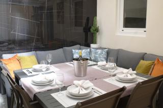 Boutique Plaza Catalonia Suites Cornellá - 3