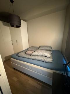 Moderne sentrumsnær leilighet - 1