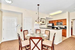 2BR Resort Suite - Fountain View Private Balcony - Kissimmee - 8