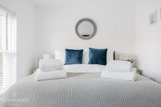 StarHost Residences - Brand New 2 bed apartment in Newbury Centre - 8