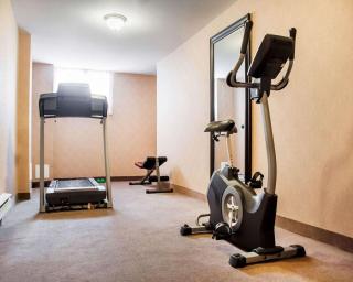 Woodstock Inn and Suites - Woodstock - 2