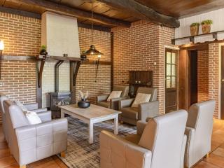 Holiday Home Familieboerderij by Interhome - Losser - 3
