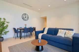 Chic 16th-Floor Apartment with Stunning Sea Views - St Julian's - 8