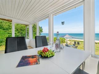 Holiday Home Silke - 10m from the sea by Interhome - Allinge - 2