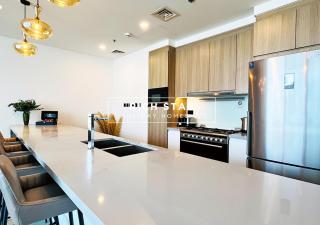Marvelous 2BR in Stella Maris, City View, Marina - Dubai - 1