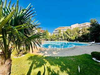 Charming 2-bed flat with pool view in Sunny Beach, Bulgaria - Sunny Beach - 3
