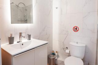 Modern 1 Bd Balcony Apt Near Metro in Kato Patisia - Athènes - 7