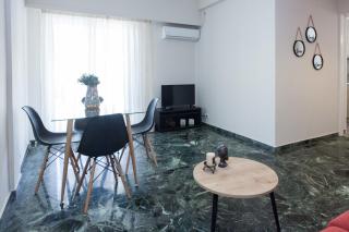 Modern 1 Bd Balcony Apt Near Metro in Kato Patisia - Athènes - 5