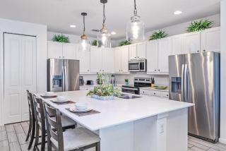 Family-Friendly Mansion at Sonoma Luxury Resort - 2