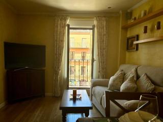 Apartamento Boutique Plaza Mayor - Cidade Rodrigo - 5