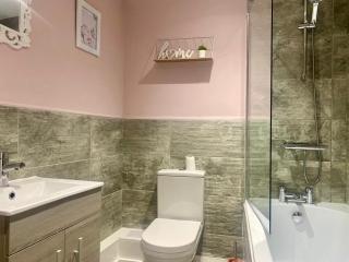 Apartment 2 - Manchester - 2