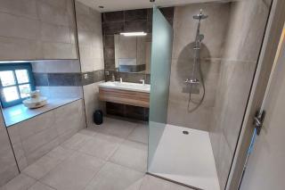 Gite 8 personnes Ussel Grande Maison rénovée - - 4