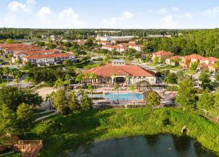 Upstay Ultimate Orlando Retreat w Pool & Hot Tub Sleeps 16 - 6