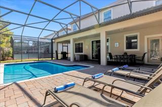 19-Guest Family Home w Pool-GamesRoom-BBQ - Davenport - 9