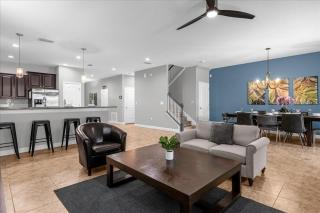 19-Guest Family Home w Pool-GamesRoom-BBQ - Davenport - 6