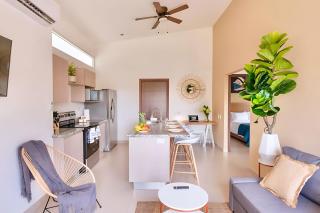 Modern 2BR Condo - minutes from Jaco Beach - PRIME location - Jacó - 7