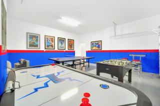 Sleeps 26 - with Private Pool Hot Tub Games & Cinema - Kissimmee - 8