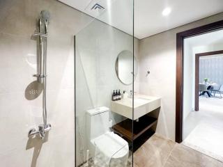 Amazing Pool View 1 Bedroom in Tulip Oasis 9 at Majan - 2